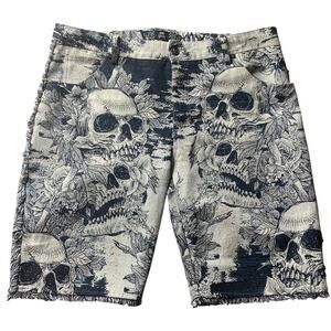 Rebel Vengeance Skull Print Tapestry Shorts Mens 42 Graphic Goth Y2K Streetwear